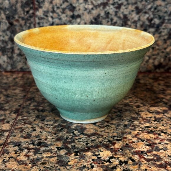 2 Studio Art Pottery Nesting Bowls Handmade Signed JM Green/Yellow Rust Stonewar - Picture 2 of 15